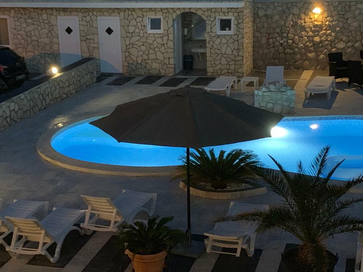Apartments Albatross Novalja Dış mekan fotoğraf