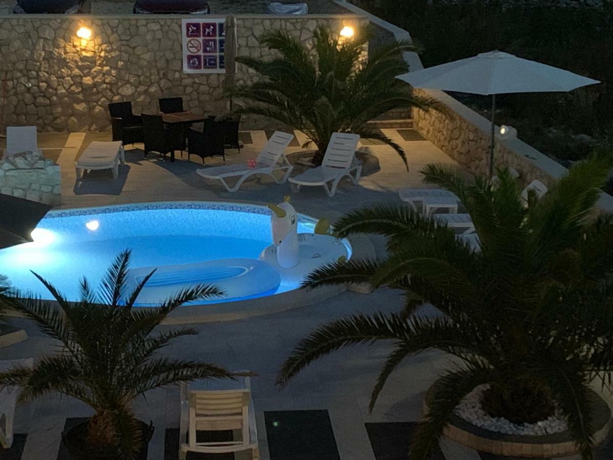 Apartments Albatross Novalja Dış mekan fotoğraf